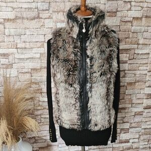 Dollhouse Faux Fur Vest Full Zip